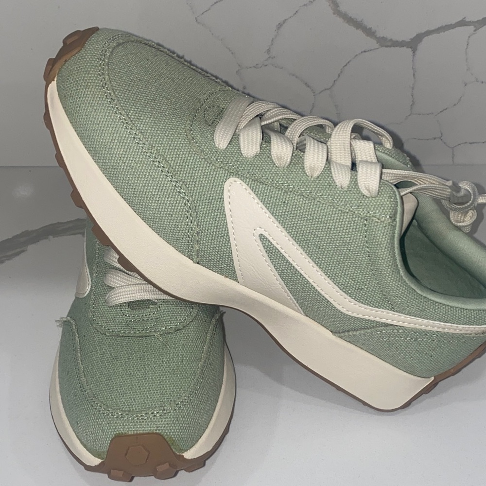 DV by Dolce Vita Mint Green Sneakers with Cream Accents